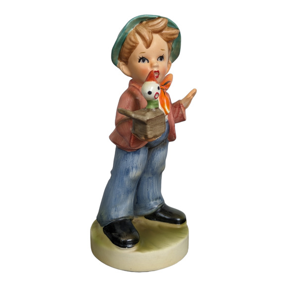 The Hummel Figurine Boy With Jack In The Box 
VINTAGE - Picture 8 of 10